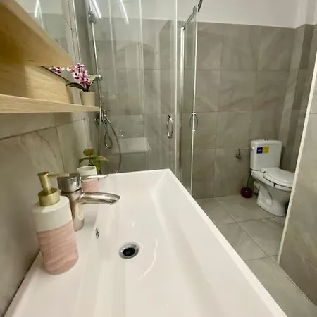 Heart Of The Ultracentral Old Town Bükreş