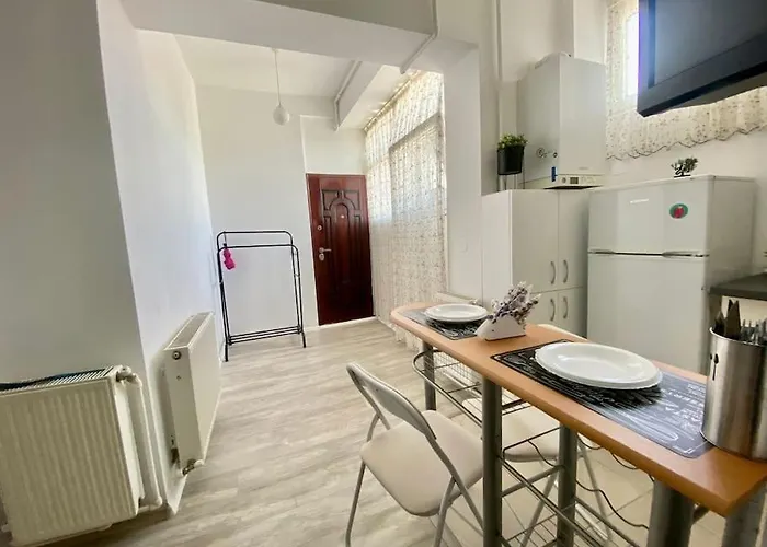 Heart Of The Ultracentral Old Town ブカレスト